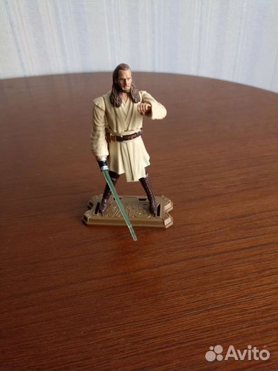 Фирменная фигурка Звëздных воин