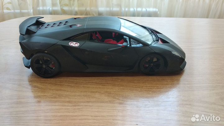 Машинка на пульте управления Lamborghini