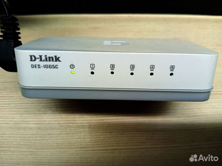 Коммутатор с 5 портами DES-1005C/A1A 10/100Base-TX