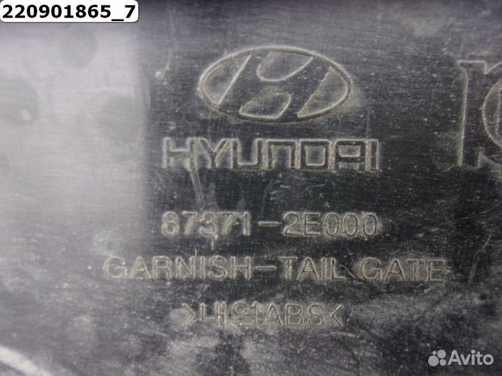 Накладка двери багажника Hyundai Tucson