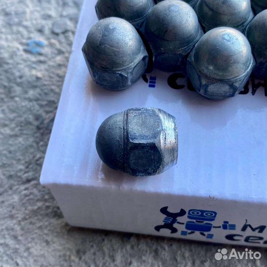 Гайки на 21 м12 1,5