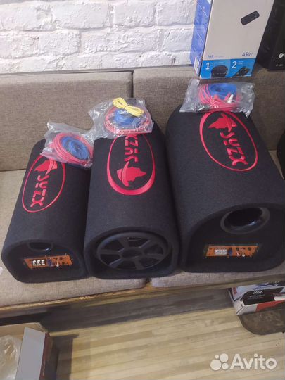 Сабвуферы новые с проводами и усилителем