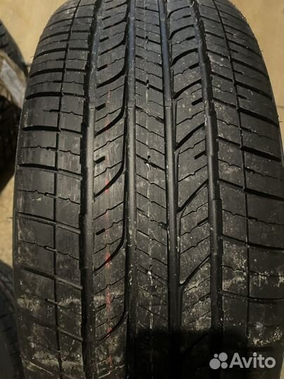 Bridgestone Dueler H/T 843 215/60 R17 96H