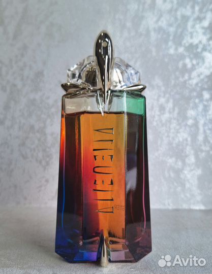 Alien We Are All Alien Collector Edition Mugler