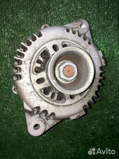 Генератор EJ20 Subaru Legacy BE BE5 23700AA330