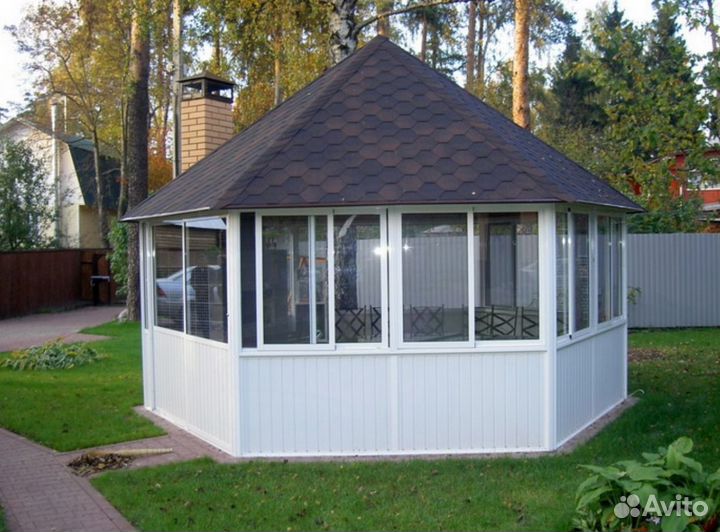 Остекление беседки качественно