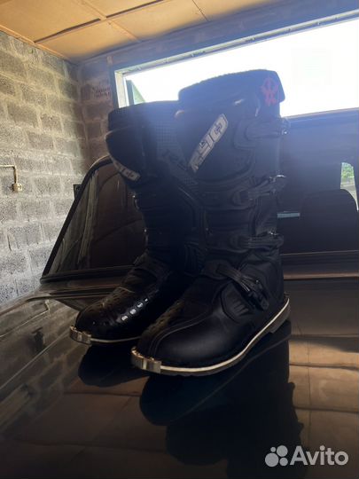 Мотоботы эндуро