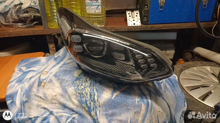 Правая фара kia sportage 4
