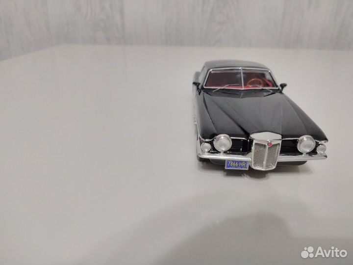 Stutz Blackhawk Coupe 1:43 (Premium X)
