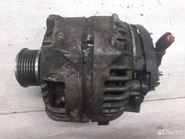 Генератор Renault-Nissan на запчасти