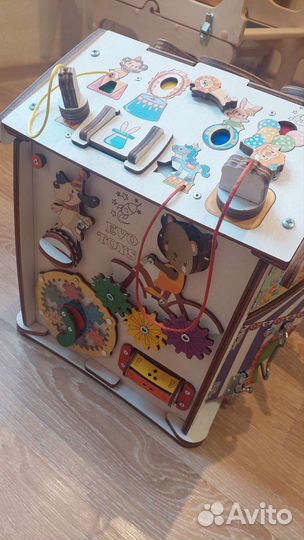 Бизиборд домик большой