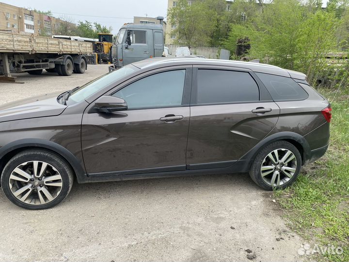 LADA Vesta Cross 1.6 CVT, 2022, 45 500 км