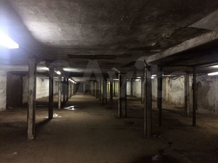 Склад, 965 м²