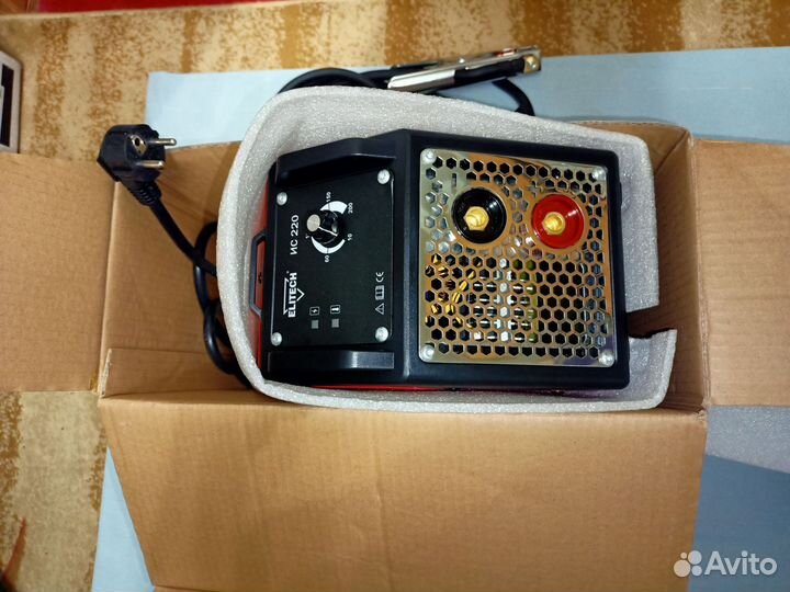 Инвертор ис220