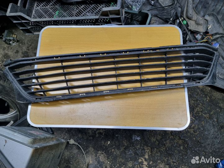 Решетка в бампер Renault Logan 2 622547474R