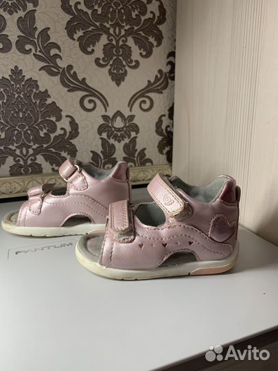 Сандалии детские для девочек