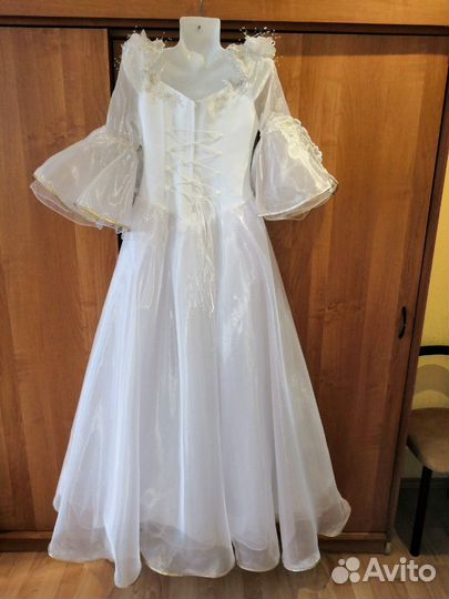 Продам свадебное платье