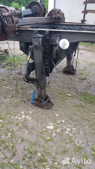 Ноги,лапы подъёмного прицепного механизма б/у