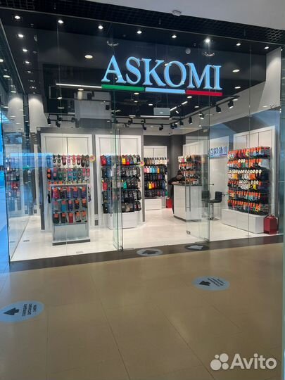 Продавец консультант Askomi (трц Метрополис)