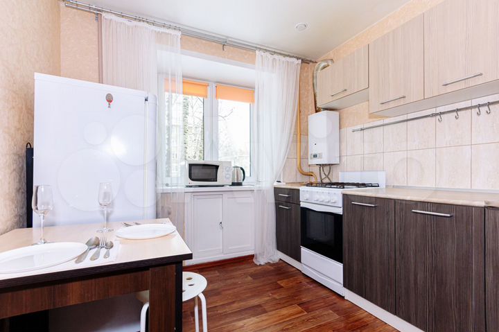 2-к. квартира, 43 м², 2/5 эт.