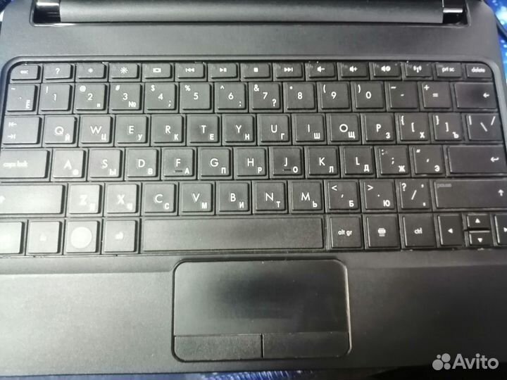 Нетбук HP Compaq Mini