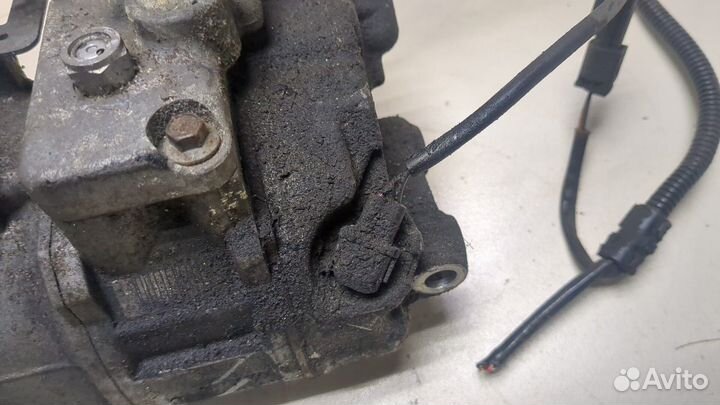 Компрессор кондиционера BMW 7 E65, 2008