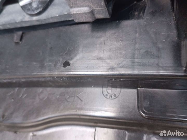 Решетка радиатора с заслонками BMW 5' G30