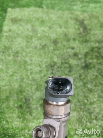 Форсунка топливная BMW X3 (E83) 2004