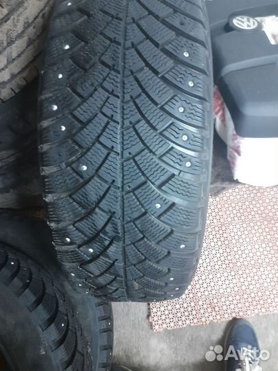 Bfgoodrich G-Force Stud 215/55 R17