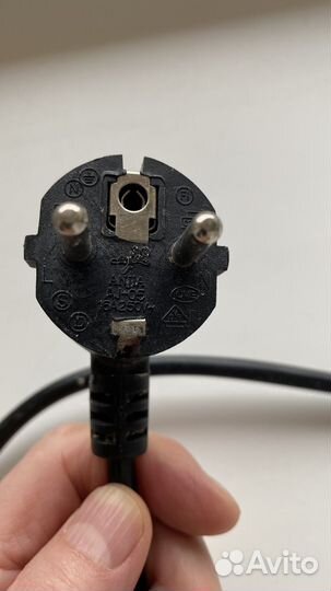 Кабель питания для компьютера