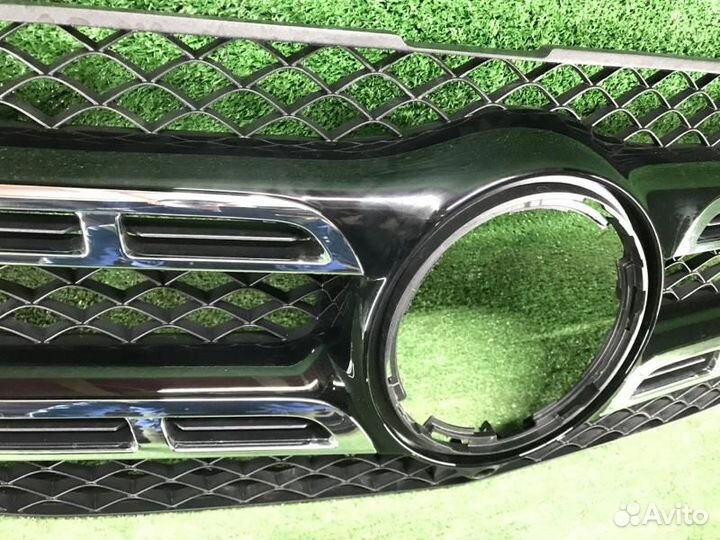 Решетка радиатора Mercedes-Benz GLS-Class