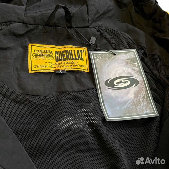 Ветровка Corteiz черная с желтым