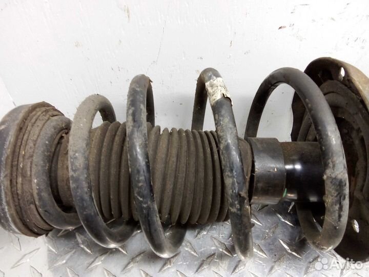 Амортизатор передний L Buick Regal 5 13330740