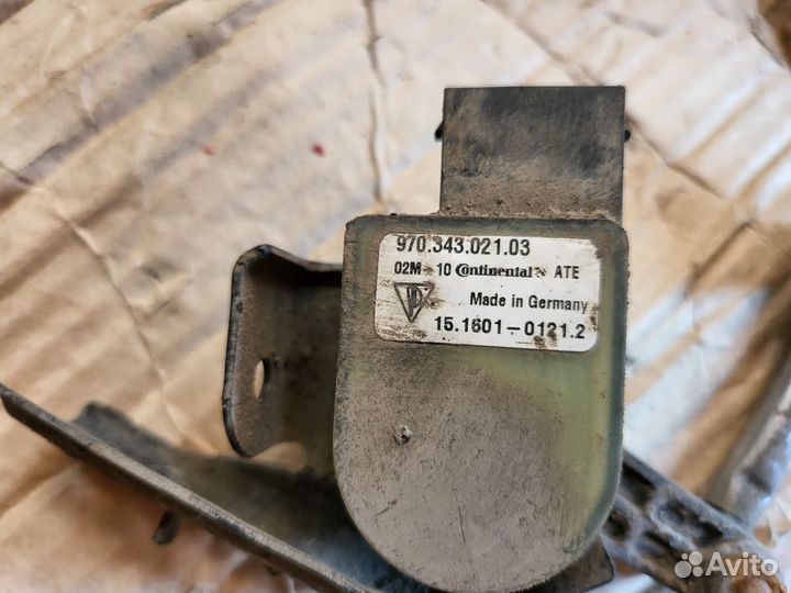 Передний датчик положения кузова Panamera 970