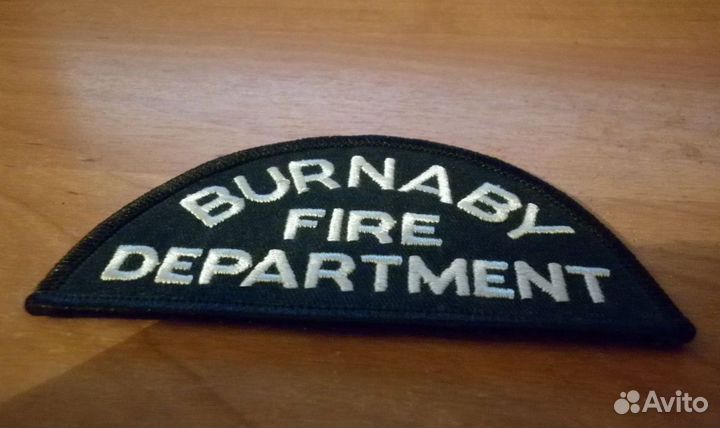 Шеврон пожарных - Barnaby fire department (Канада)