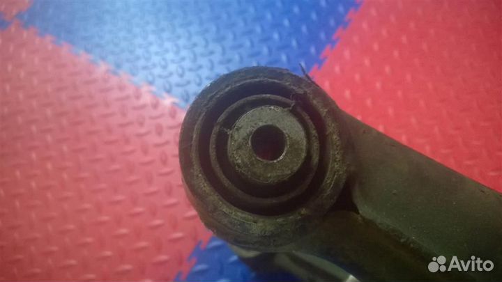 Рычаг задний H образный левый BMW 7-серия E38