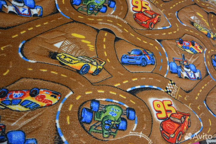 Палас на пол разной расцветки 1,5х2