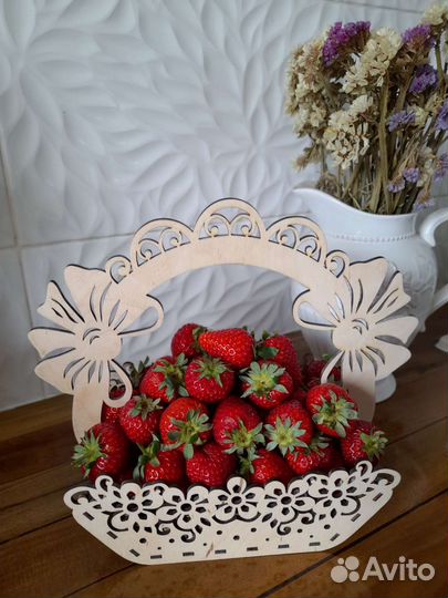 Корзинка для клубники,фруктов,конфет,подарочная