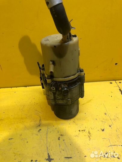 Насос гидроусилителя руля Mazda 3 BK 2006-2009