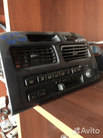 Блок управления климат контролем Toyota Camry 40