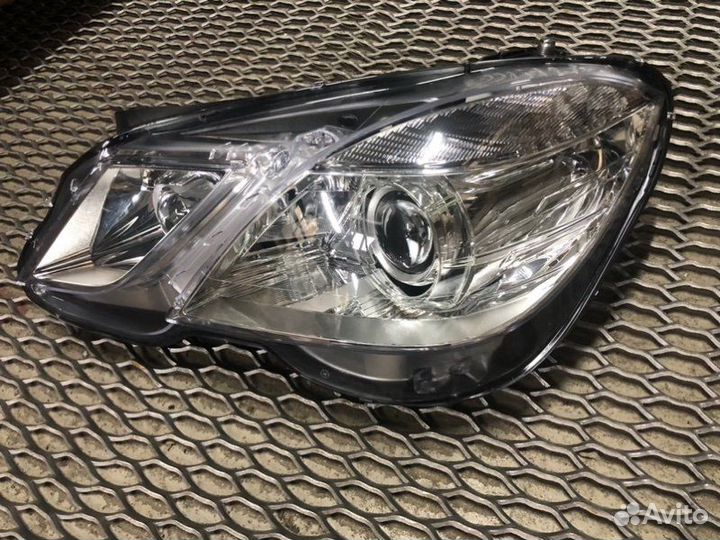 Фара передняя левая Mercedes-Benz E-Class W212