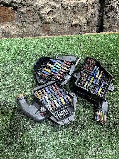 Блок предохранителей для Audi 100c4(45)