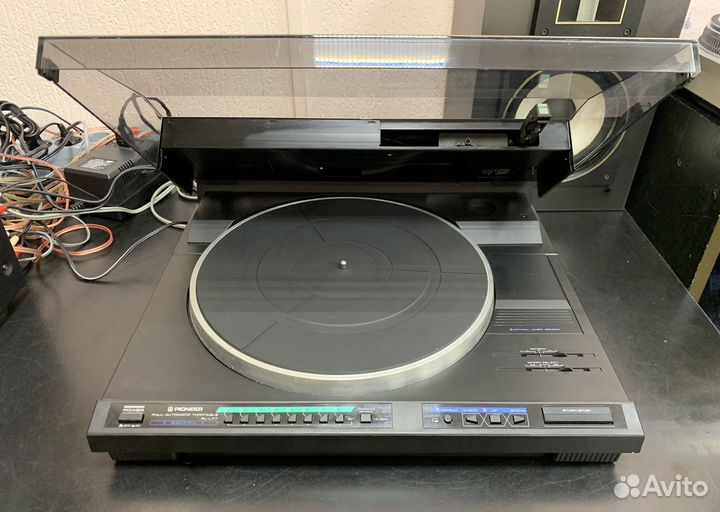 Проигрыватель винила Pioneer PL-L77