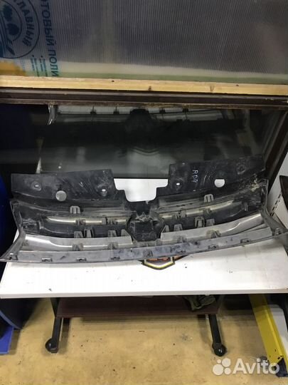 Решетка радиатора Renault duster