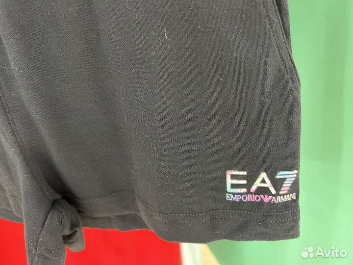 Шорты женские Emporio Armani оптом и в розницу