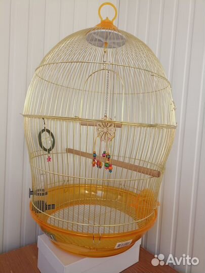 Большая клетка для птиц