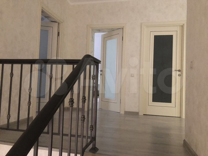 Дом 206 м² на участке 5 сот.