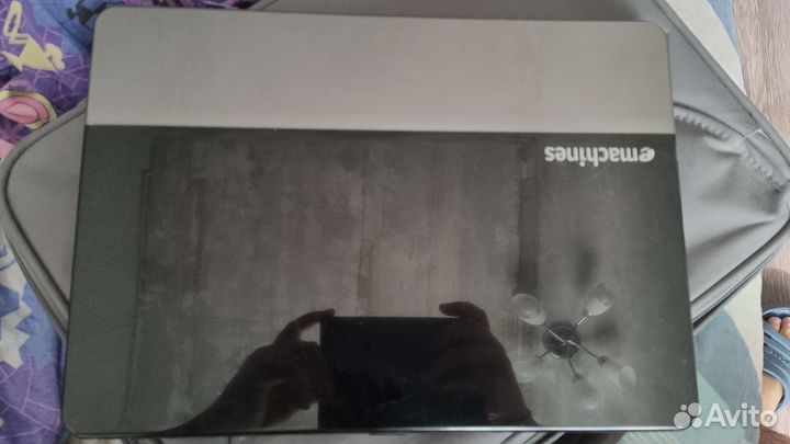 Продам ноутбук Emachines d640