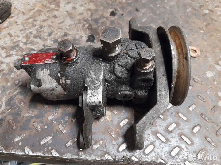 Насос гура для ауди 100 2.3 С3 1991-1994 г.в