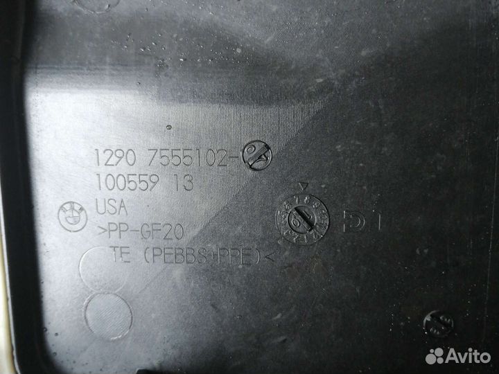 Крышка блока предохрантелей BMW X6 E71